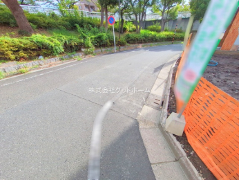 nynʐ^@-