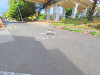 nynʐ^@-